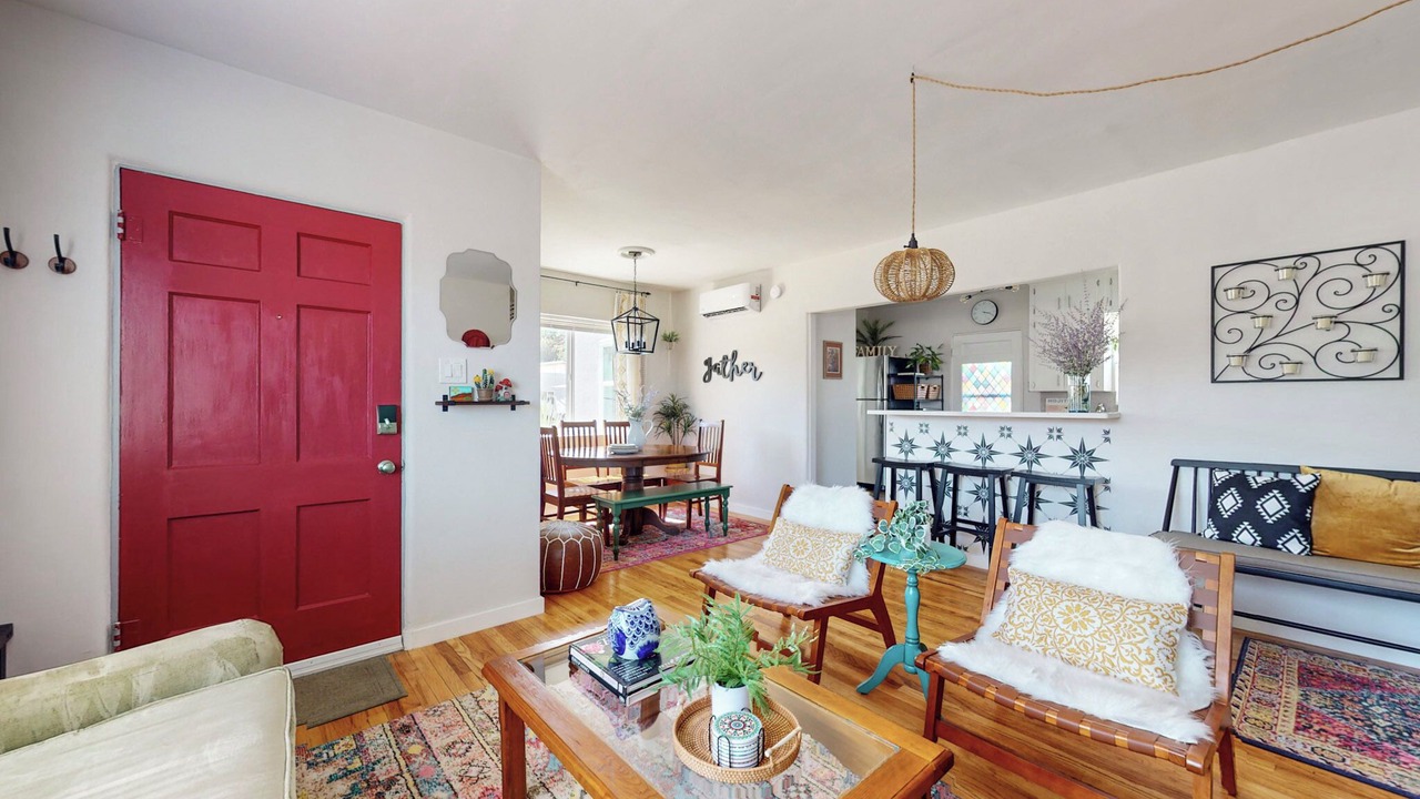 Photo of Livingroom in Albuquerque