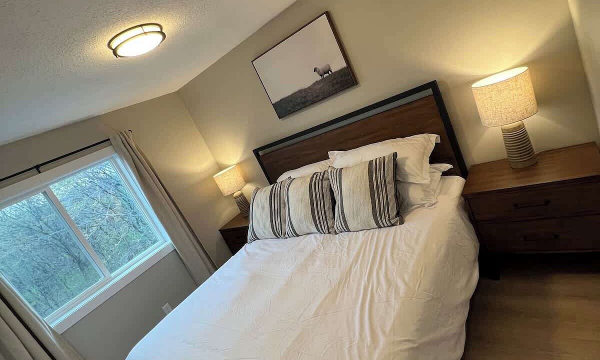 Photo of Bedroom in Savage