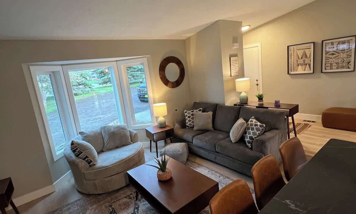 Photo of Livingroom in Savage