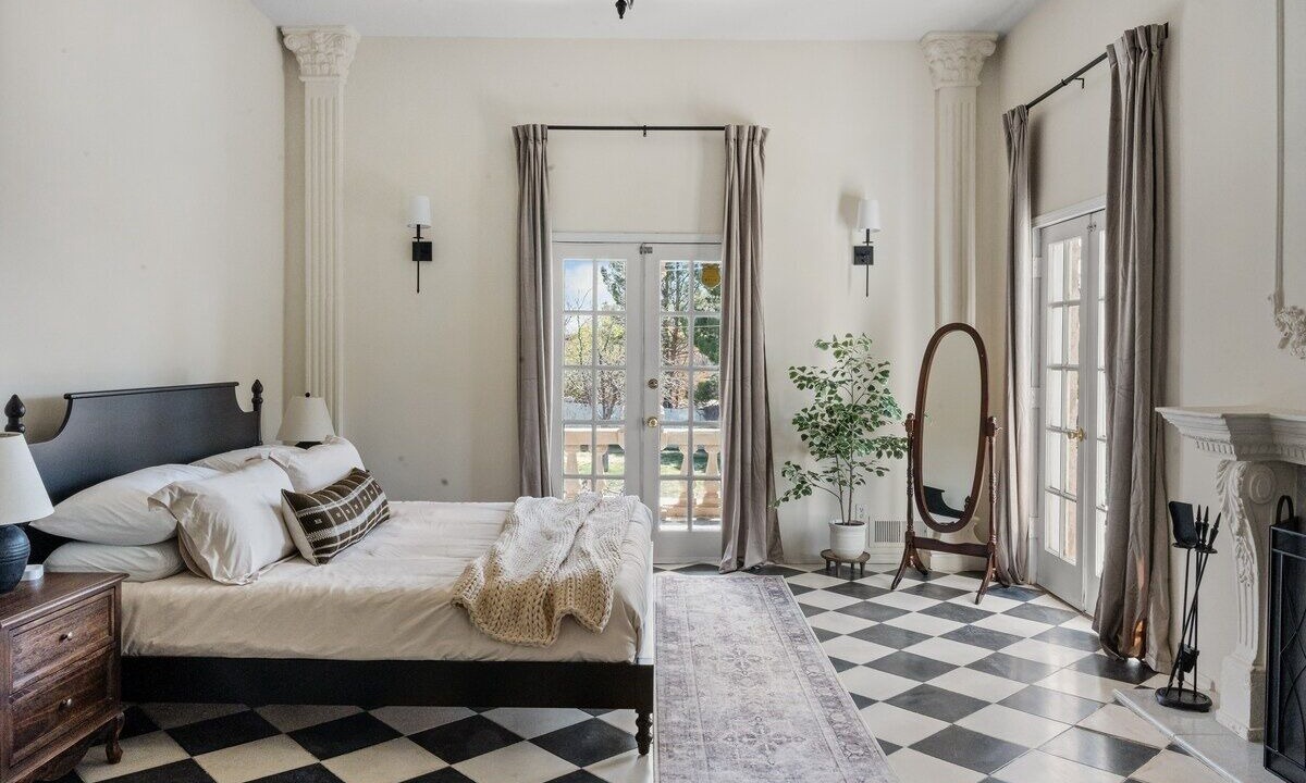 Photo of Bedroom in Southeast Heights