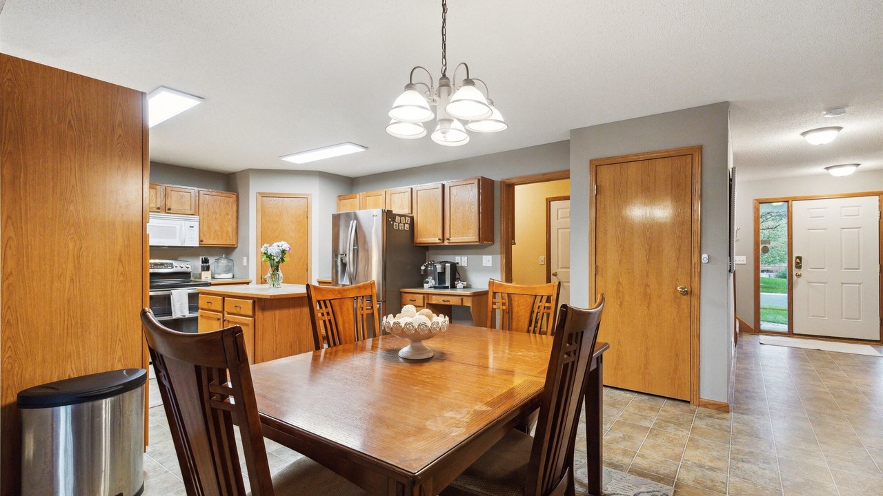 Photo of Livingroom in Shakopee
