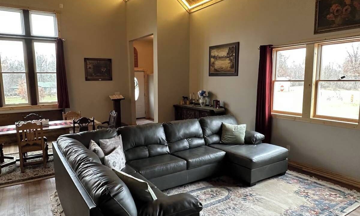 Photo of Livingroom in Markville