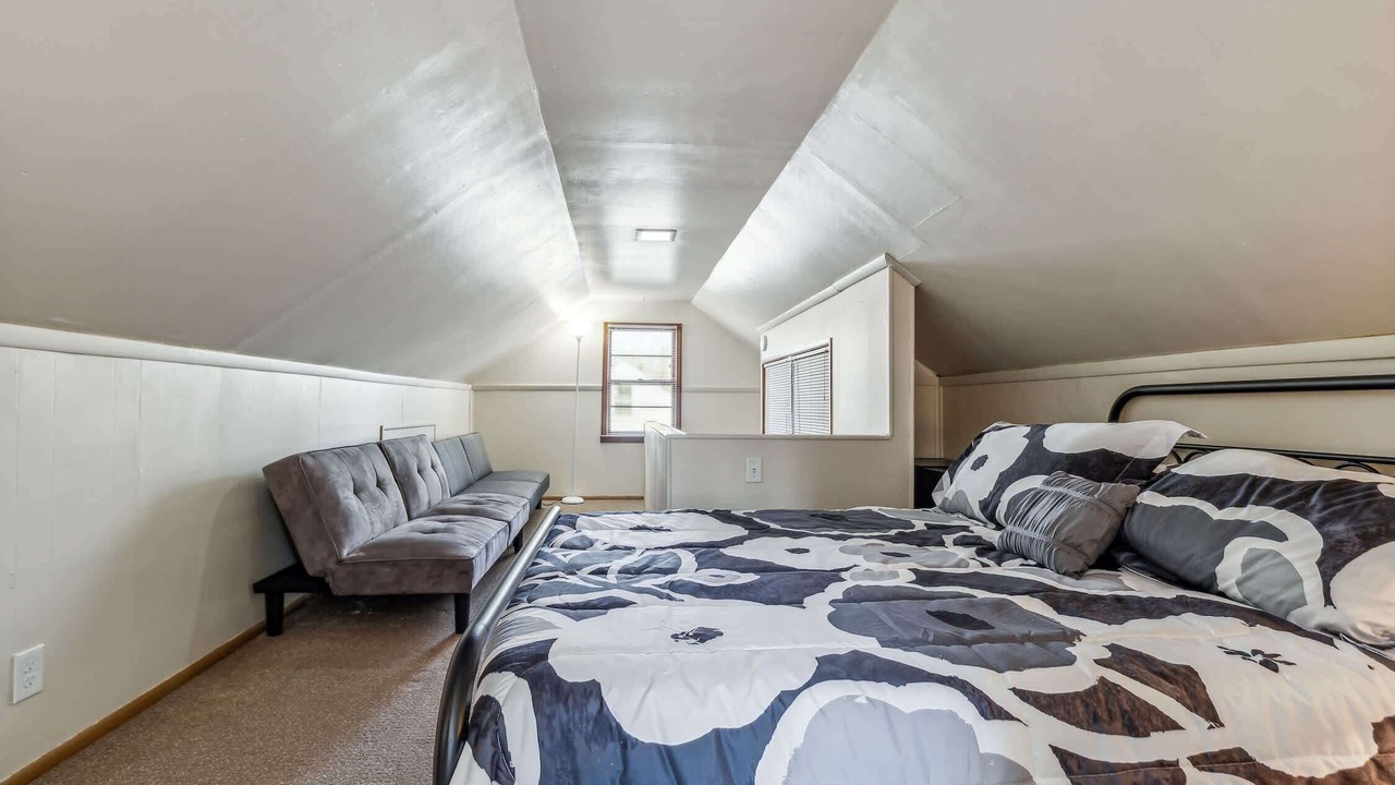 Photo of Bedroom in Crystal