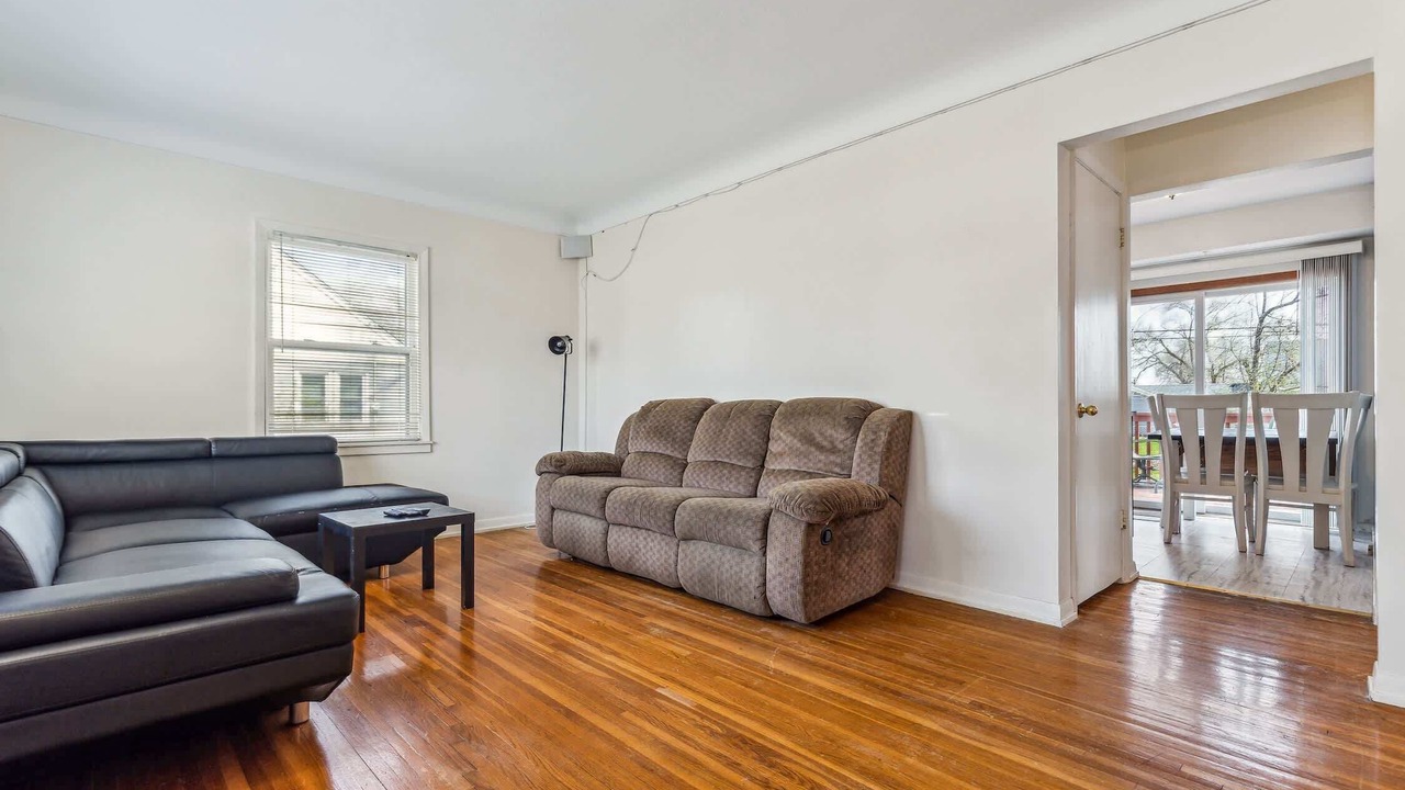 Photo of Livingroom in Crystal