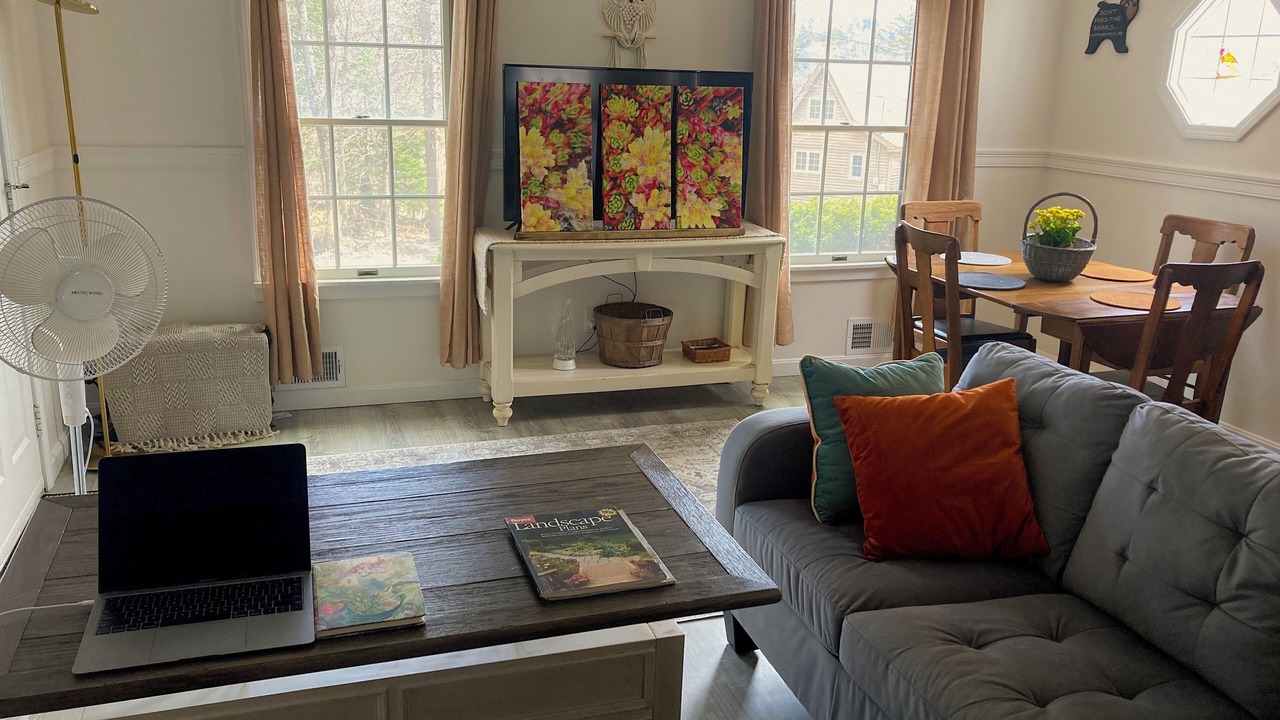 Photo of Livingroom in Woodford