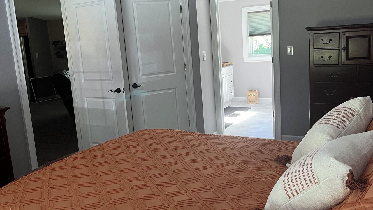 Photo of Bedroom in Saratoga Springs