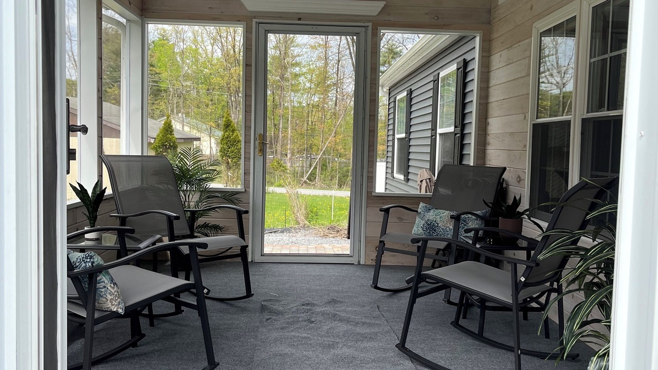 Photo of Patio Balcony in Saratoga Springs