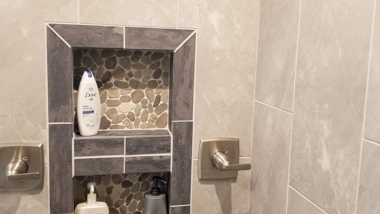 Photo of Bathroom in Black Wolf