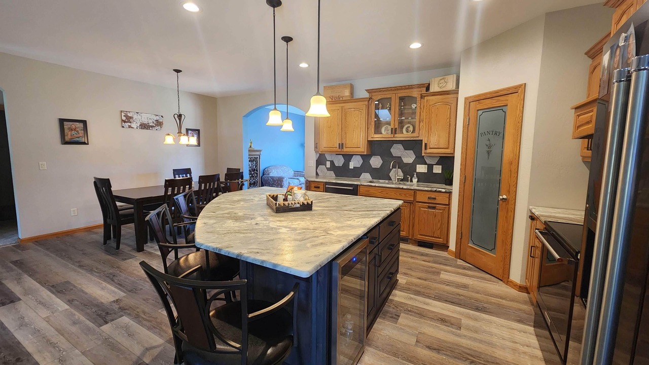 Photo of Kitchen in Black Wolf