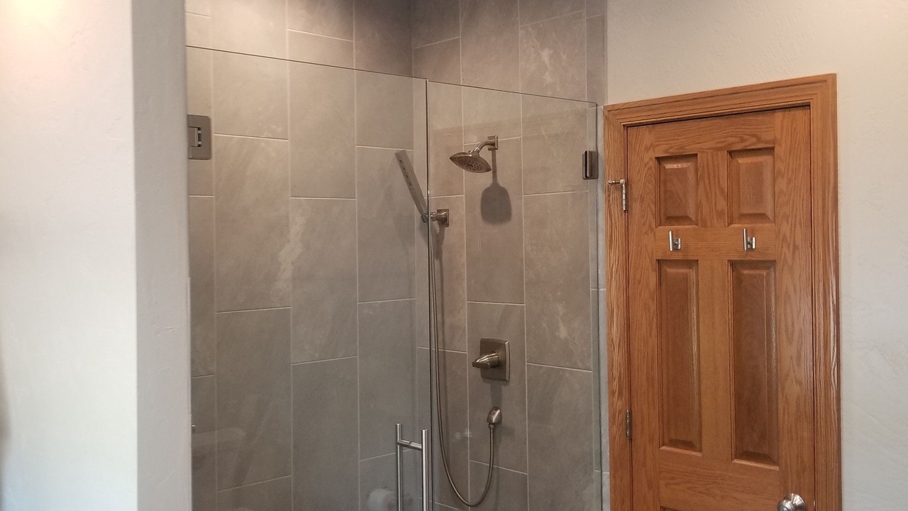 Photo of Bathroom in Black Wolf