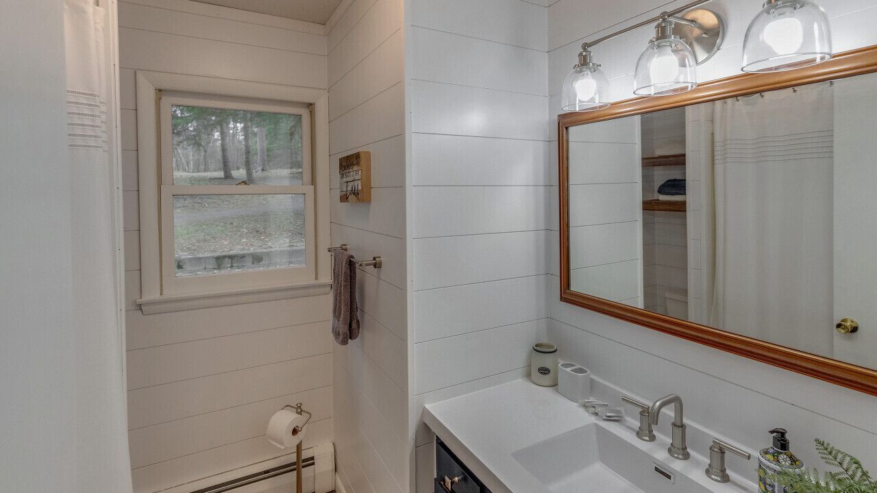 Photo of Bathroom in Pequot Lakes