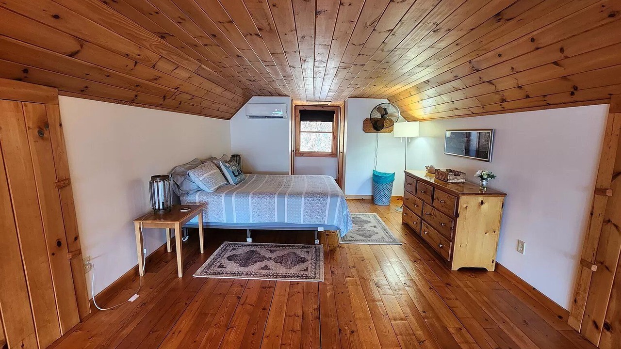 Photo of Bedroom in Willsboro