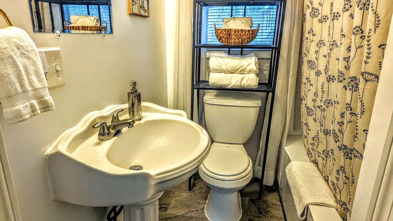 Photo of Bathroom in Lapeer