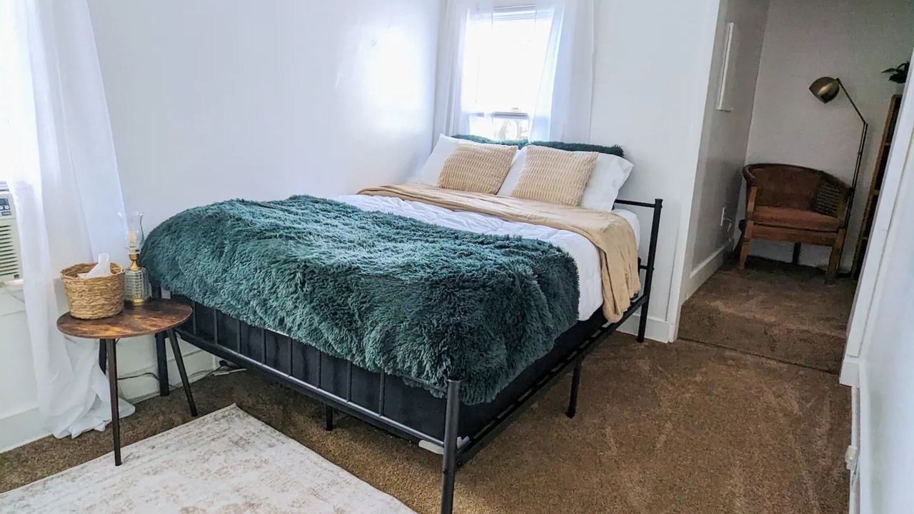 Photo of Bedroom in Lapeer