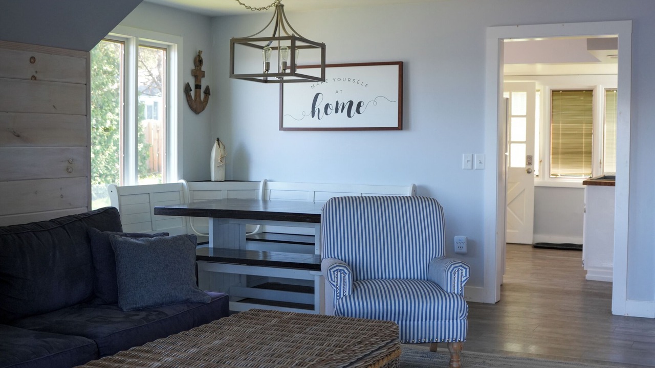 Photo of Livingroom in Malletts Bay