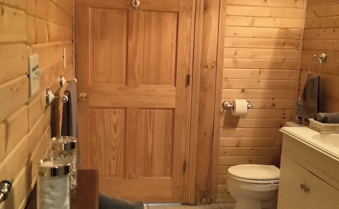 Photo of Bathroom in Hatfield