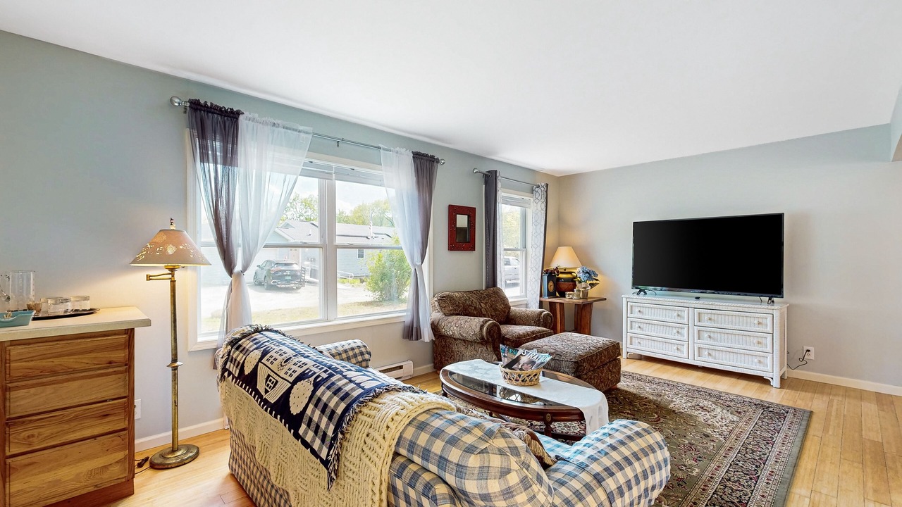 Photo of Livingroom in West Townshend