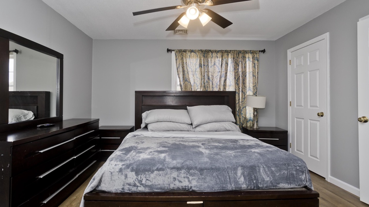 Photo of Bedroom in Springfield