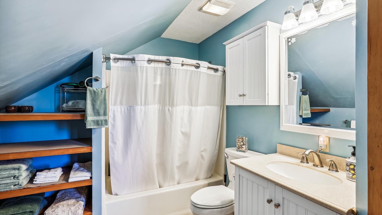 Photo of Bathroom in Stowe Hollow
