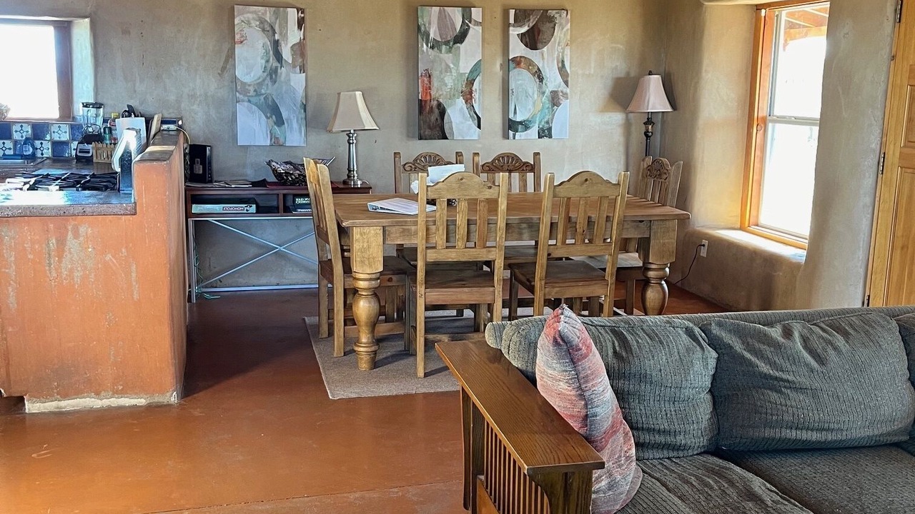 Photo of Livingroom in Taos