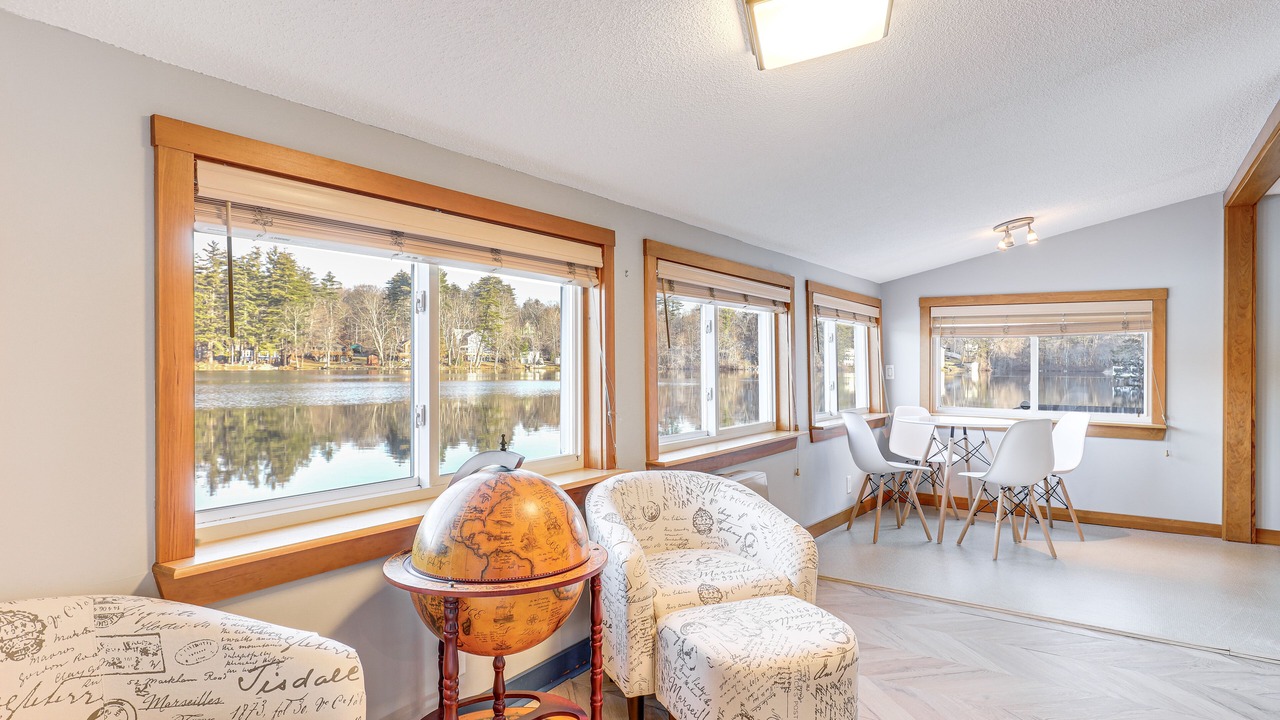 Photo of Livingroom in Salem