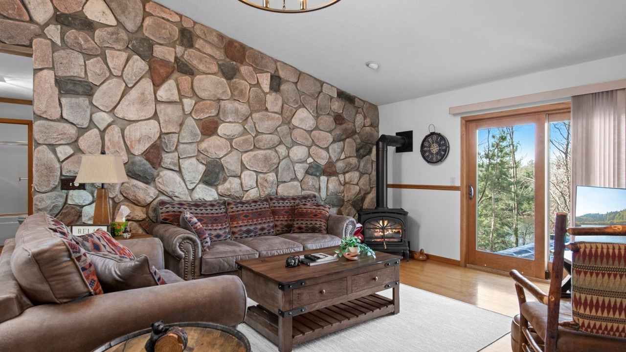 Photo of Livingroom in Cameron