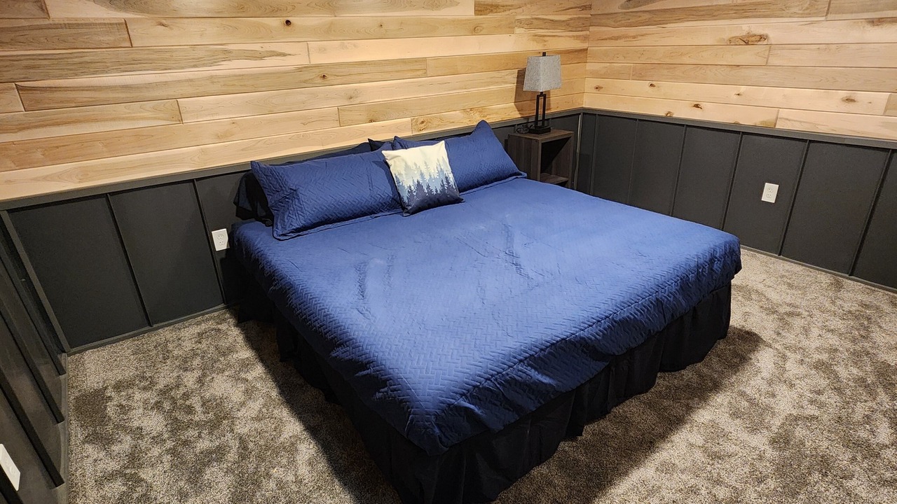 Photo of Bedroom in Tomahawk