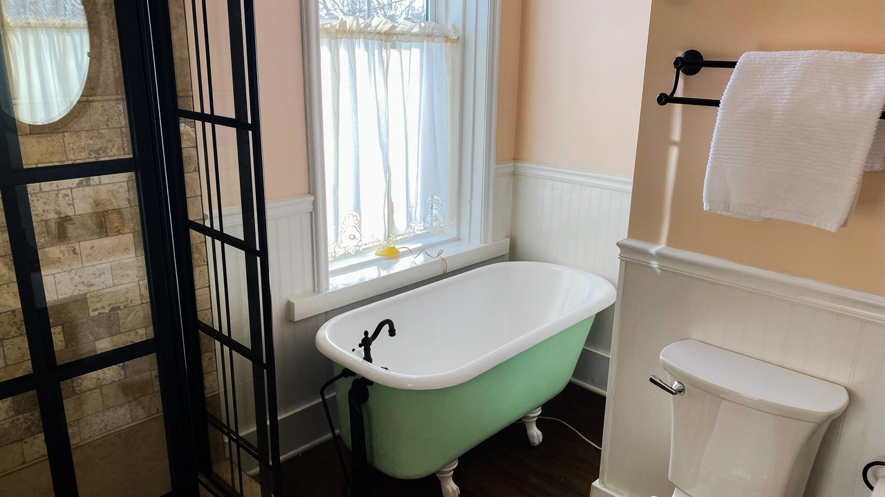 Photo of Bathroom in Edwardsburg