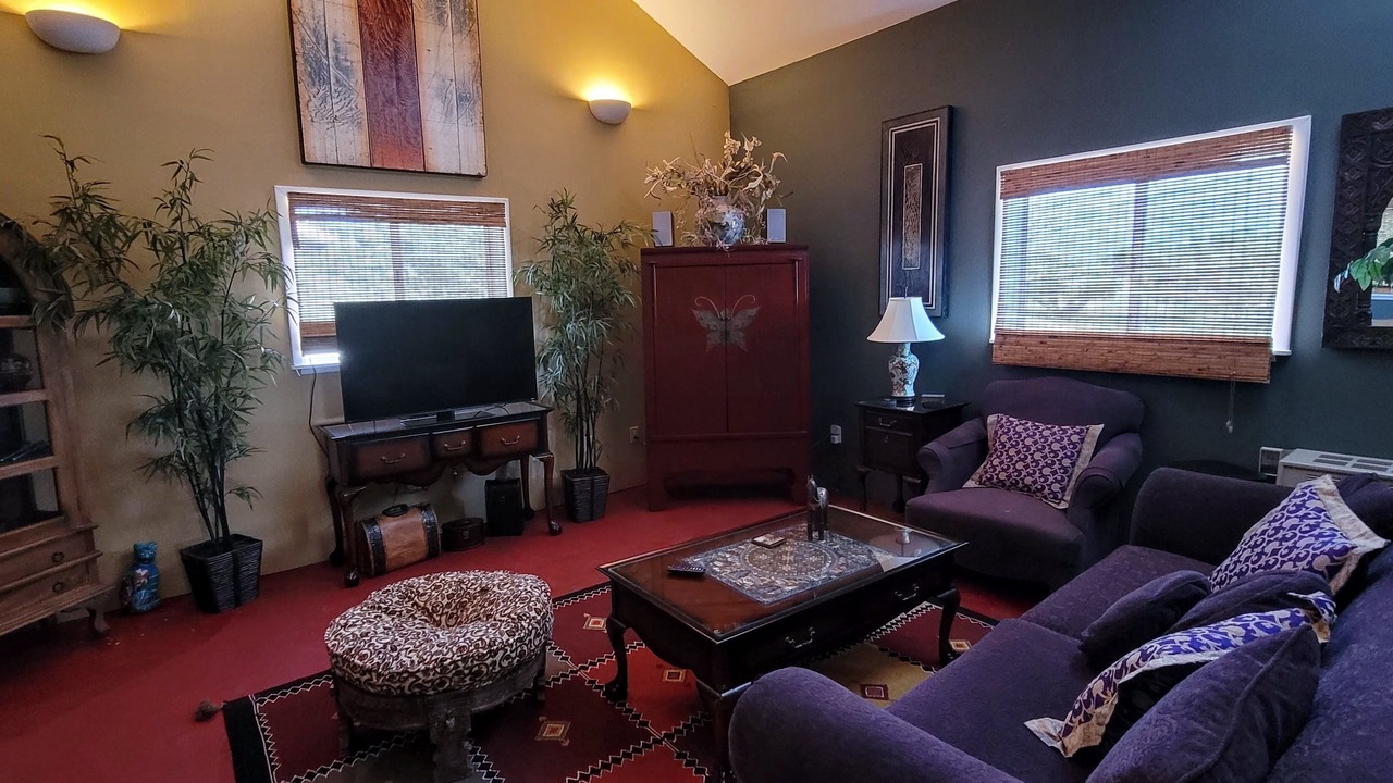 Photo of Livingroom in Canoncito