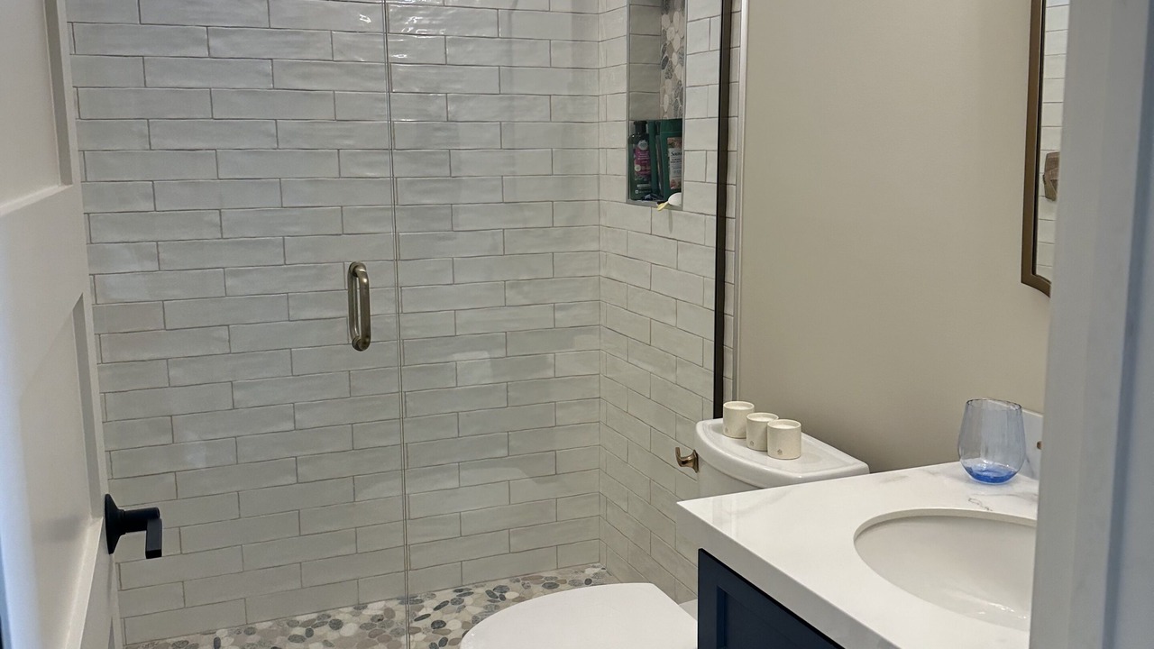 Photo of Bathroom in Mound