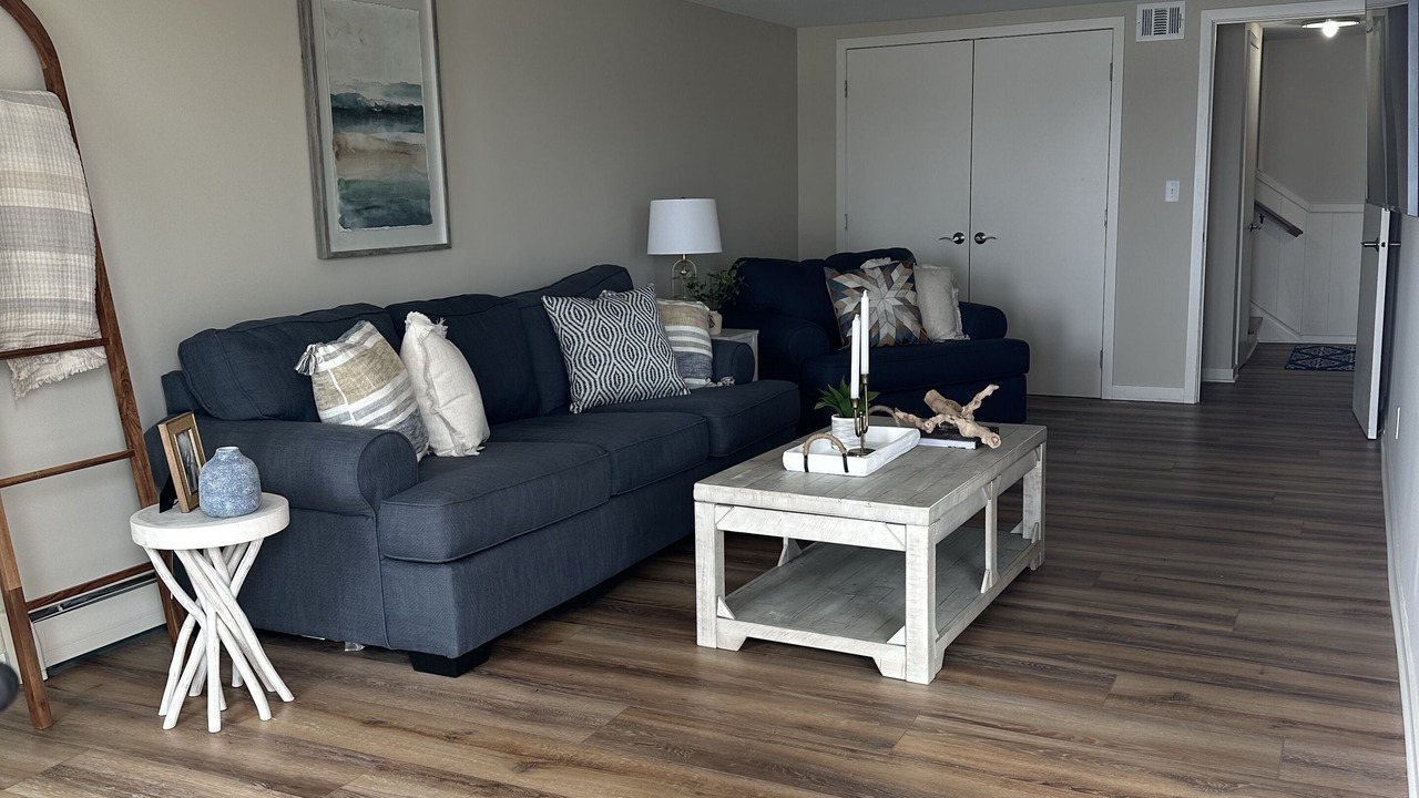 Photo of Livingroom in Mound
