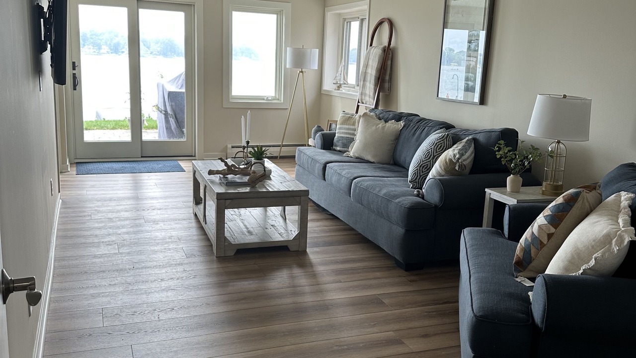 Photo of Livingroom in Mound
