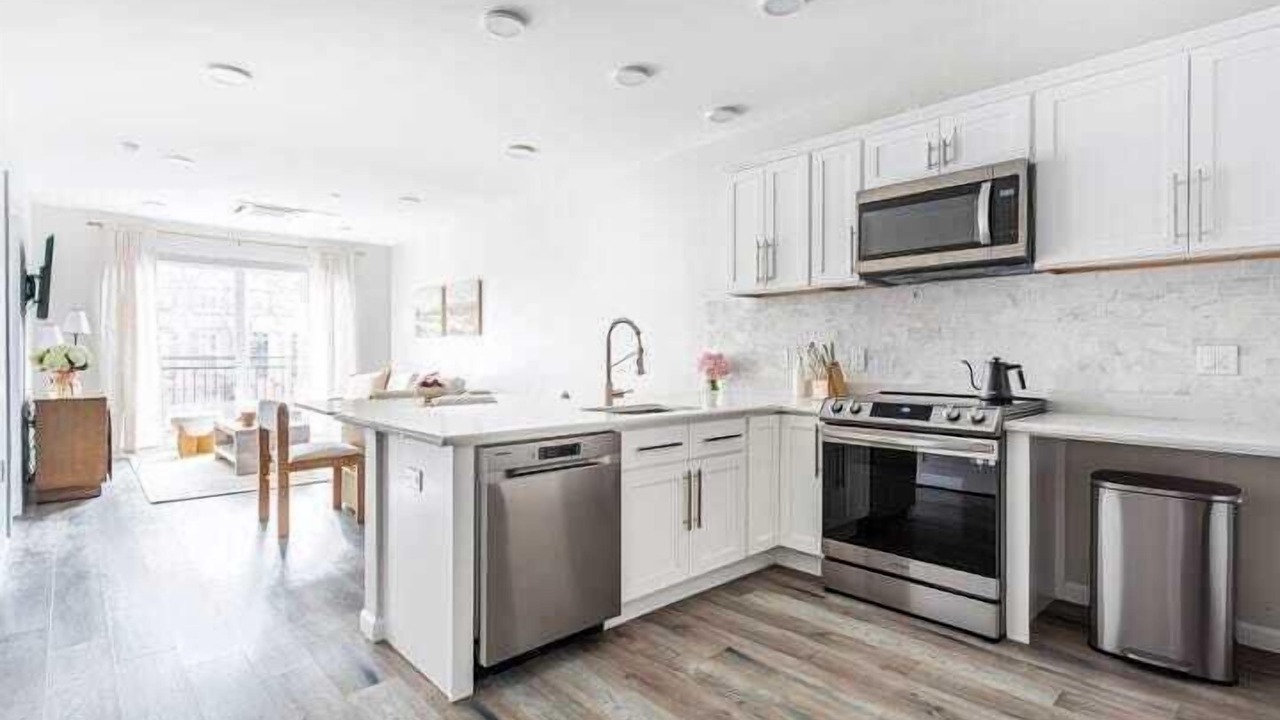 Photo of Kitchen in Mill River