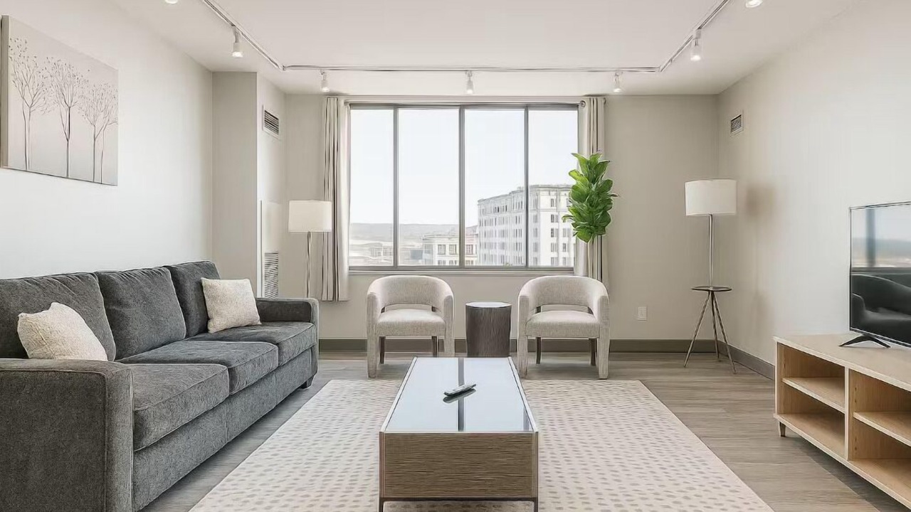 Photo of Livingroom in Downtown Hartford