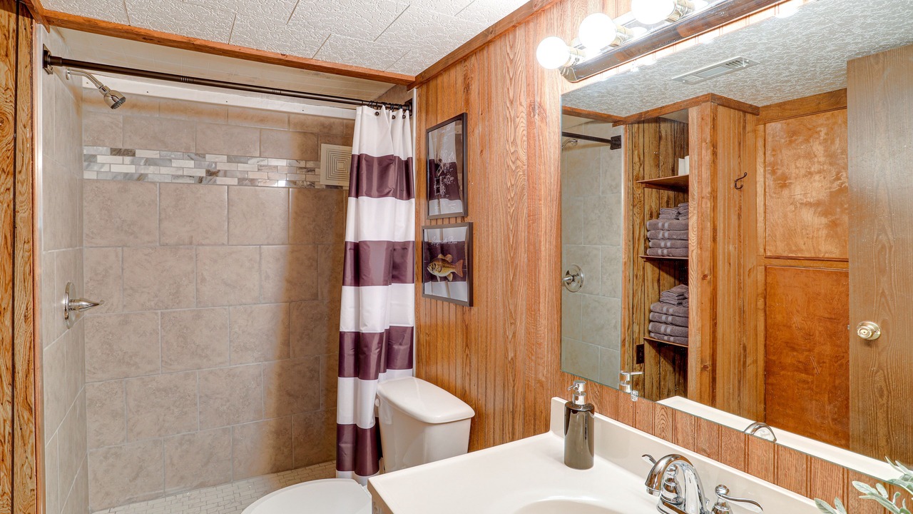 Photo of Bathroom in Wilburn