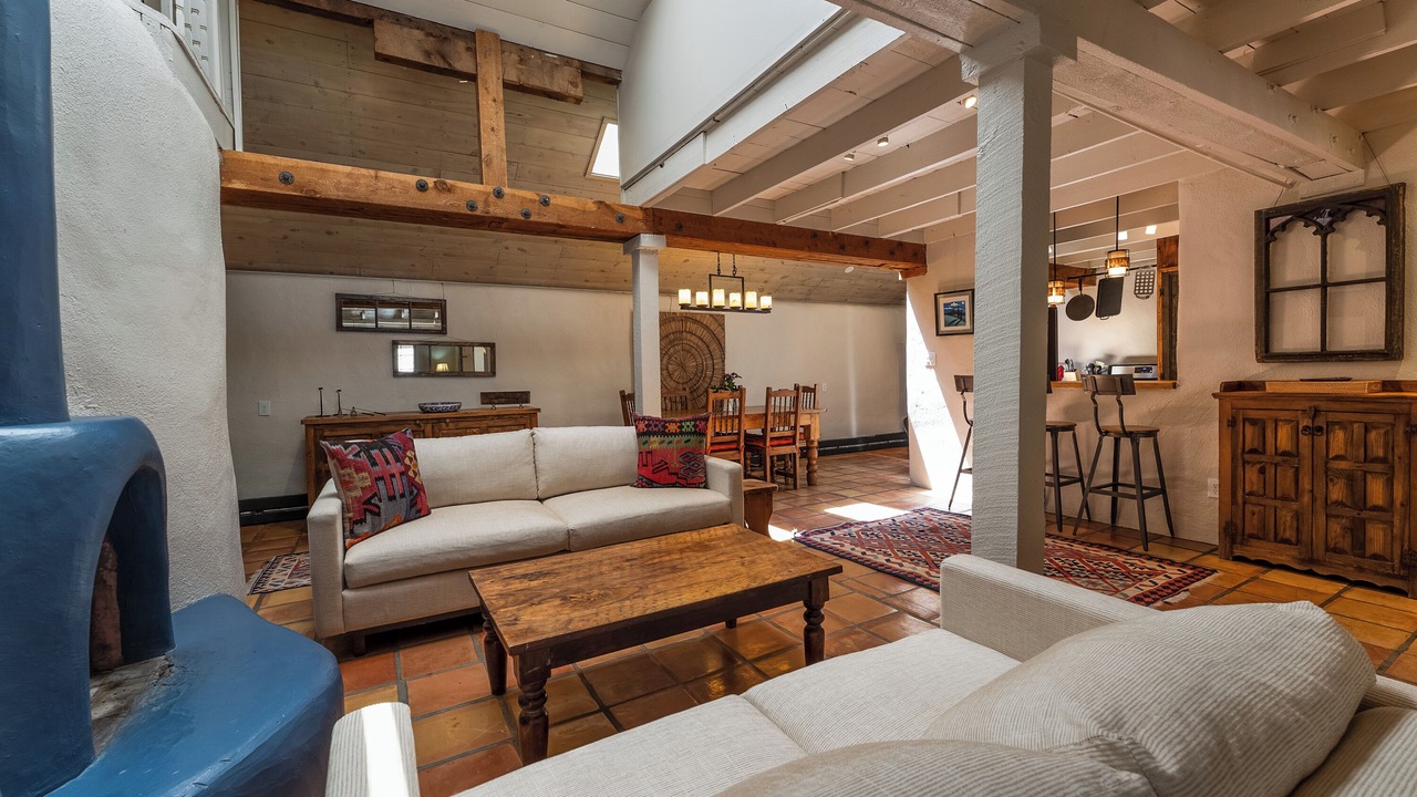 Photo of Livingroom in Tesuque