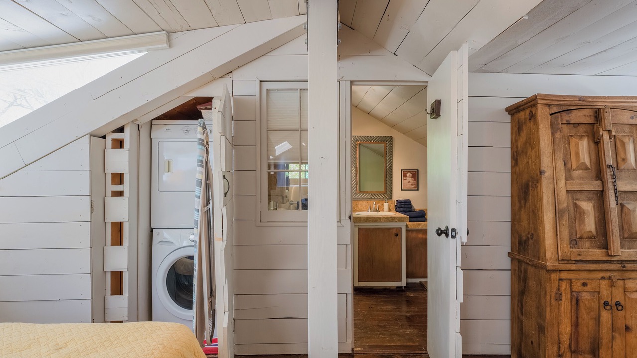 Photo of Bedroom in Tesuque