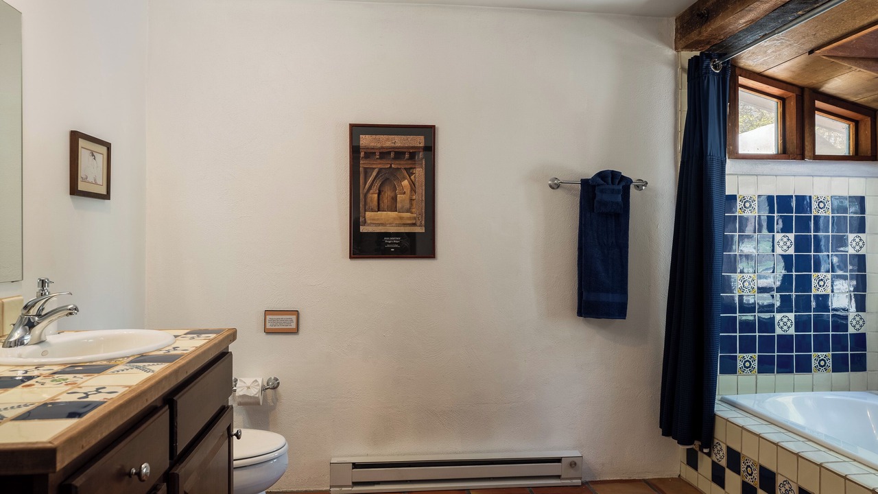 Photo of Bathroom in Tesuque