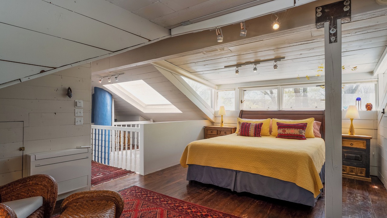 Photo of Bedroom in Tesuque