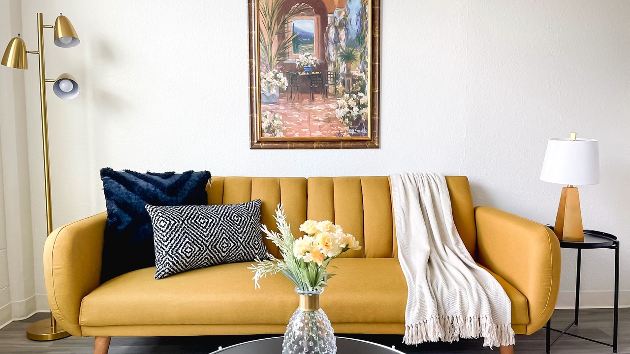 Photo of Livingroom in Corryville