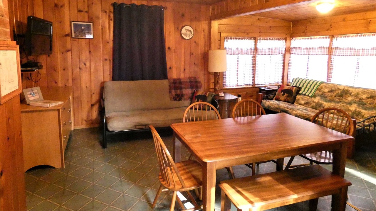 Photo of Livingroom in Arbor Vitae