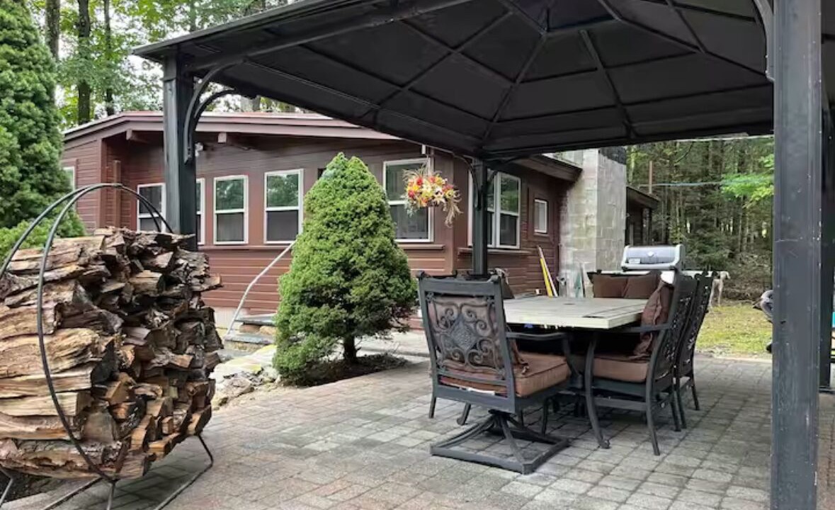 Photo of Outdoor in Milford