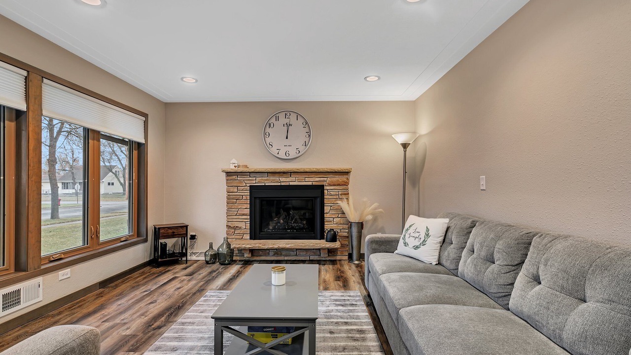 Photo of Livingroom in St. Cloud