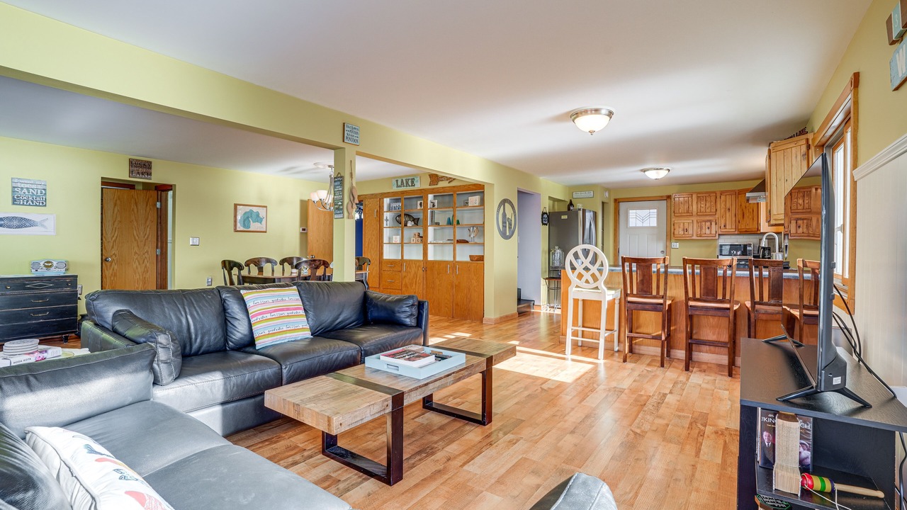 Photo of Bedroom in Delton