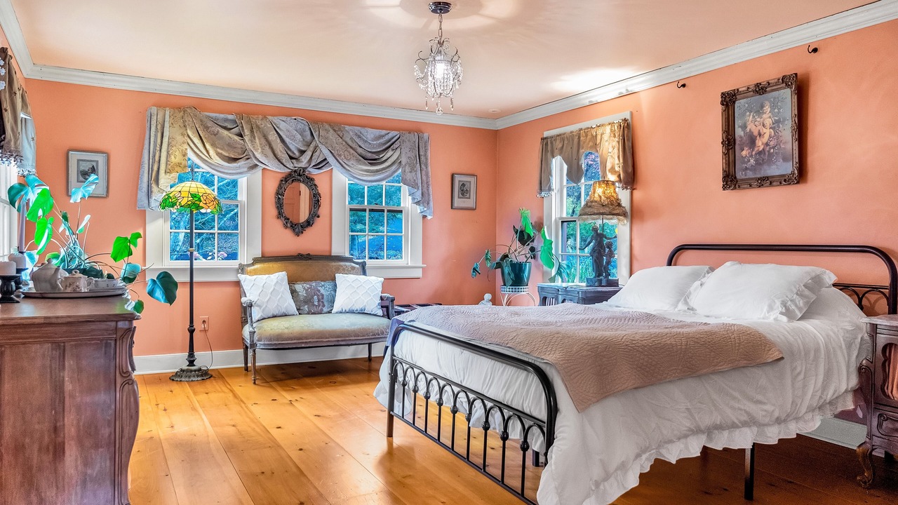 Photo of Bedroom in Franklin Springs