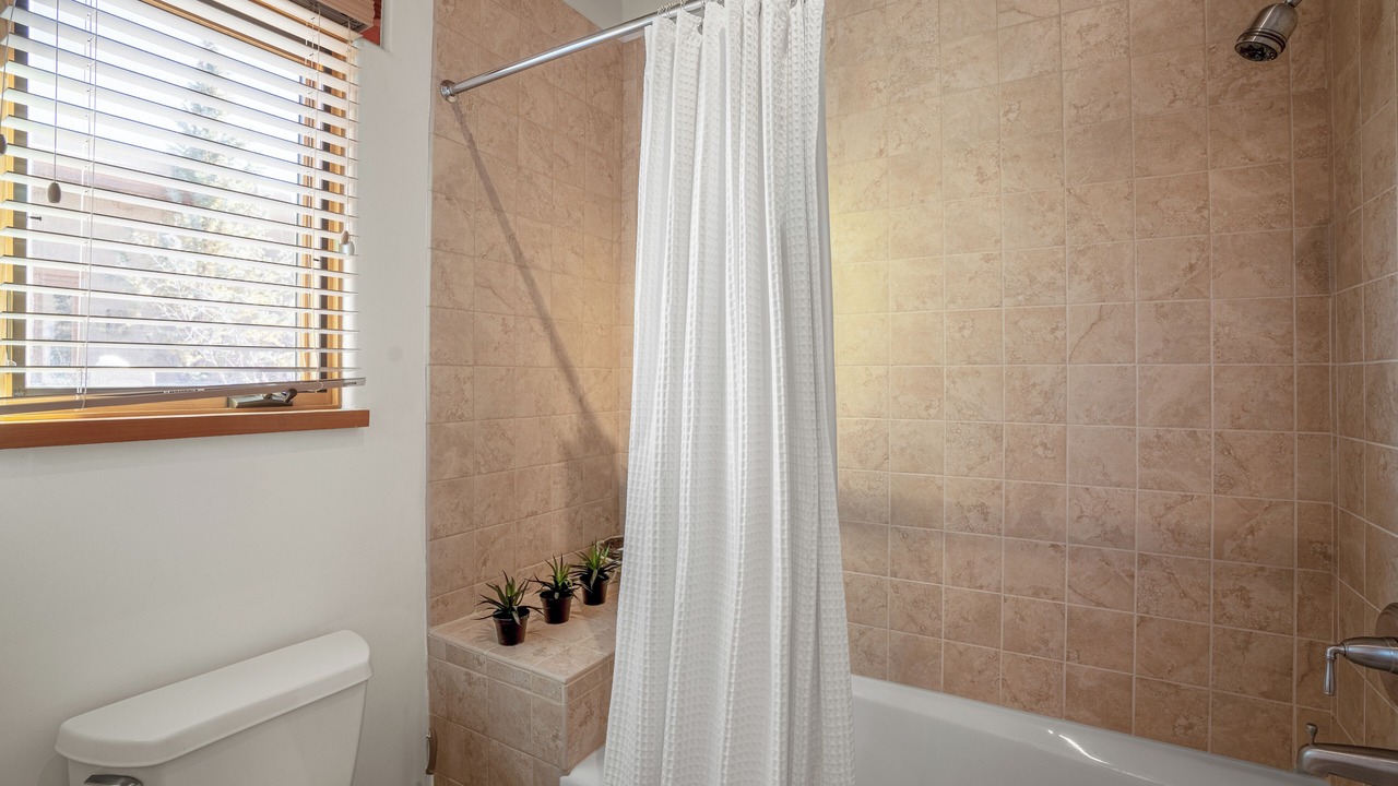 Photo of Bathroom in Tesuque