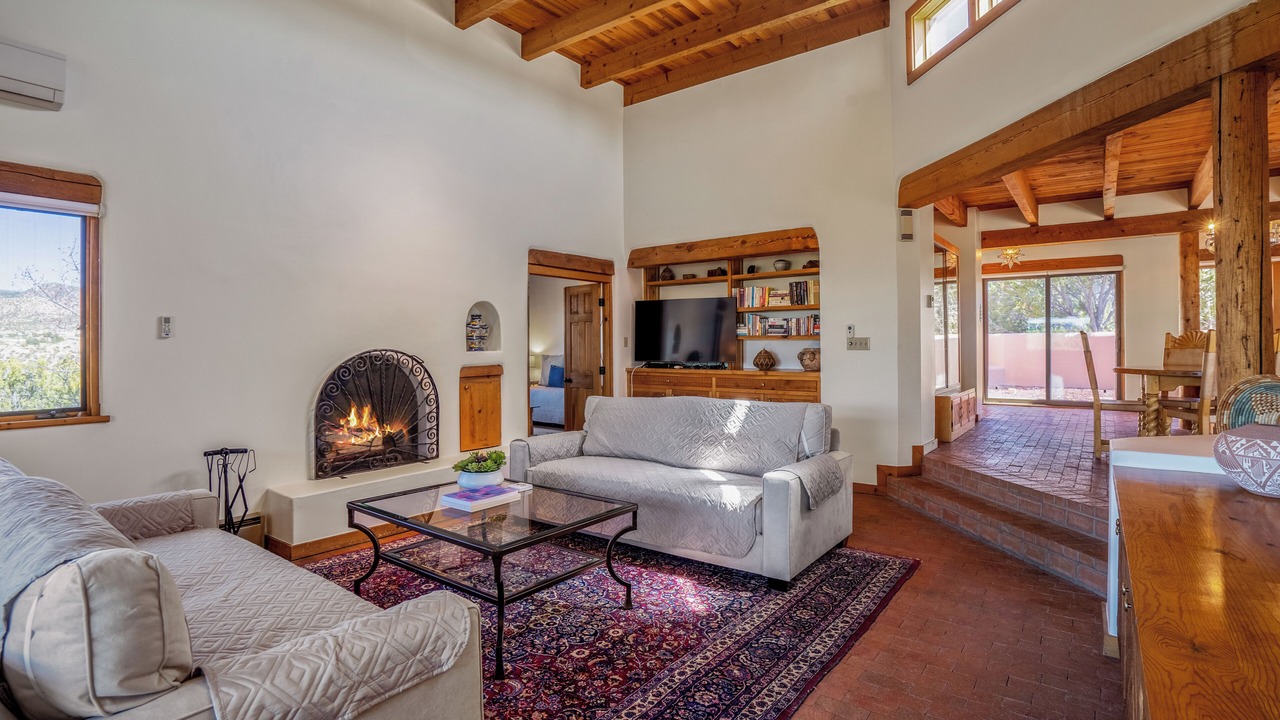 Photo of Livingroom in Chupadero