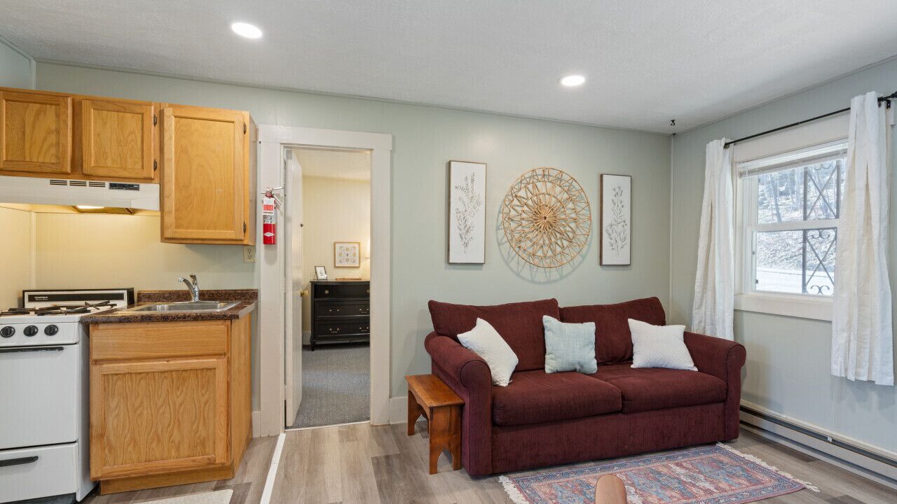 Photo of Livingroom in Holderness