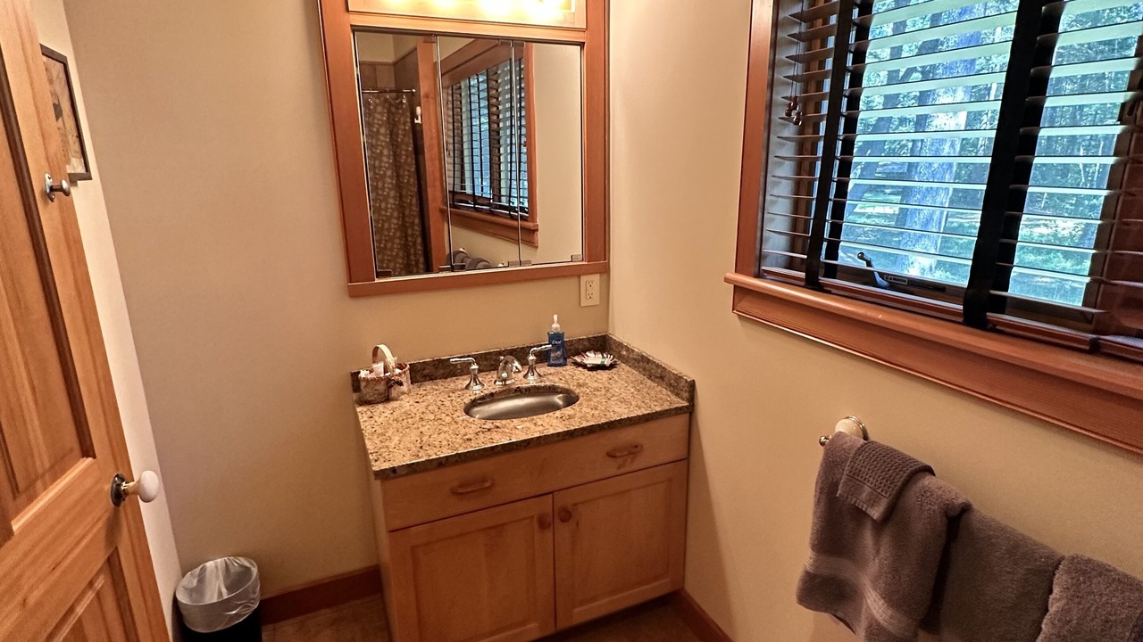Photo of Bathroom in North Pole