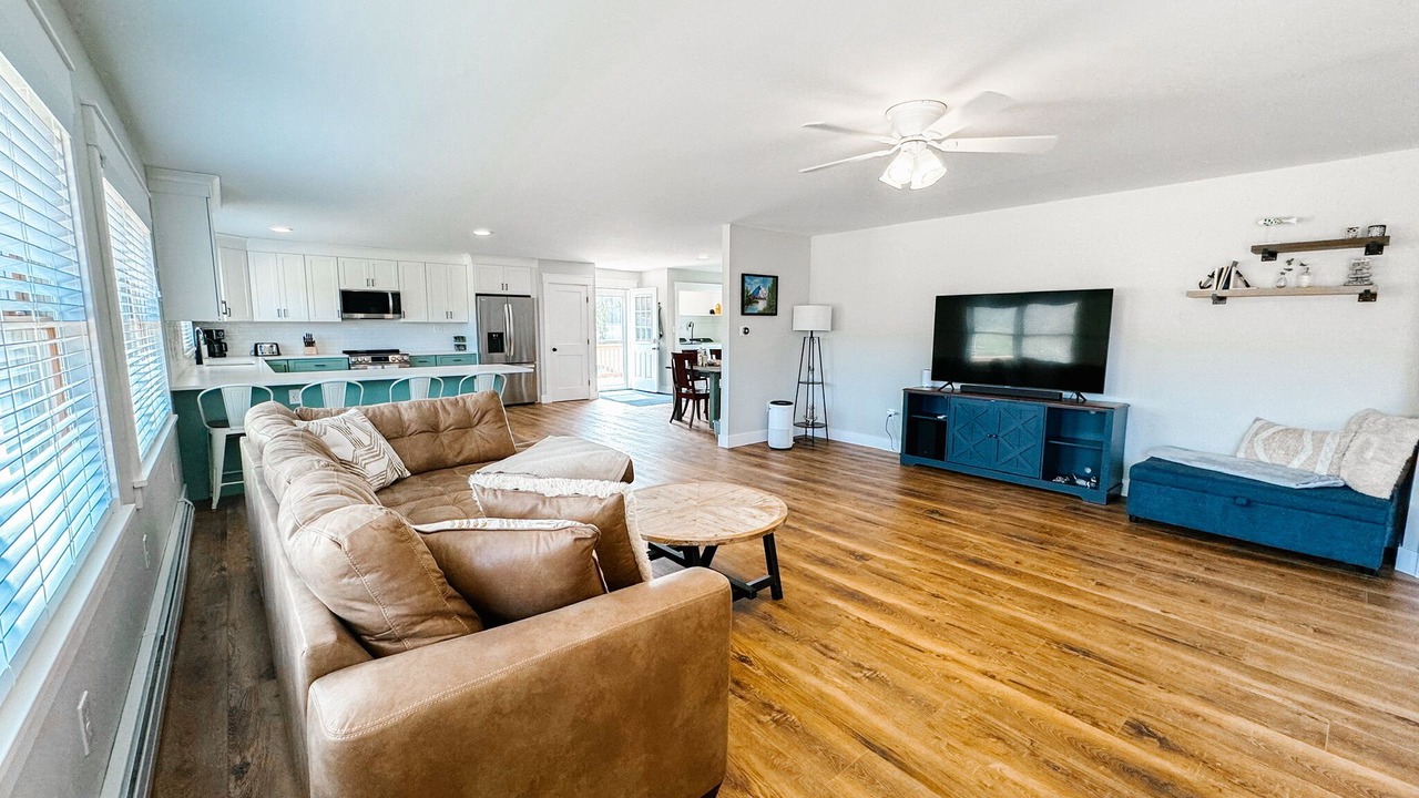 Photo of Livingroom in North Lake George